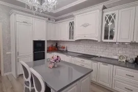 Дом с хорошим ремонтом.