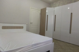 Сдам в аренду 1 к.кв. в районе озера на первом этаже.